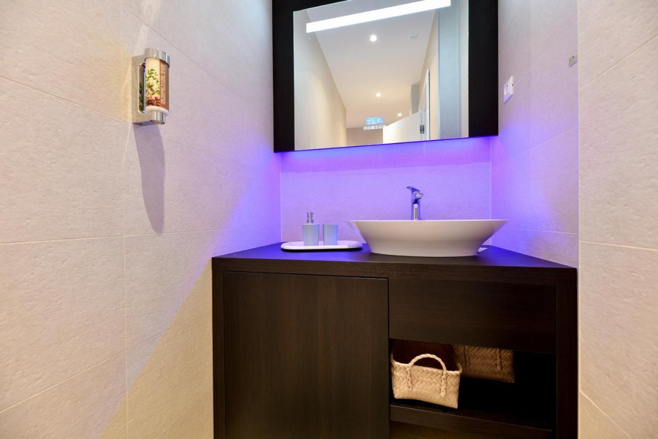 Crowonder Apartments & Rooms Oaza With Heated Swimming Pool And Sauna Turanj Exterior foto