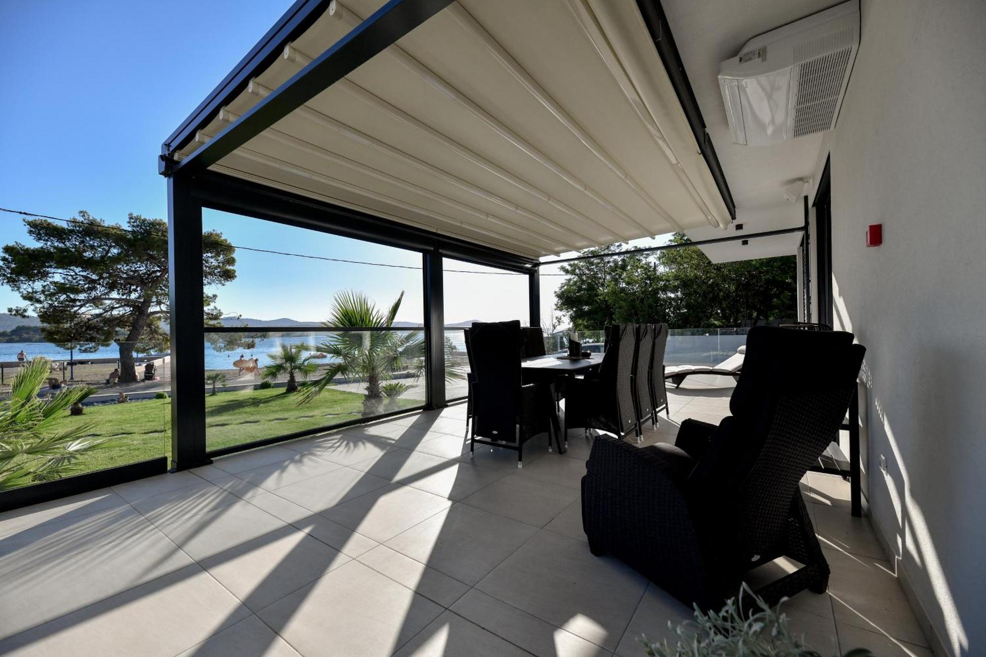 Crowonder Apartments & Rooms Oaza With Heated Swimming Pool And Sauna Turanj Exterior foto